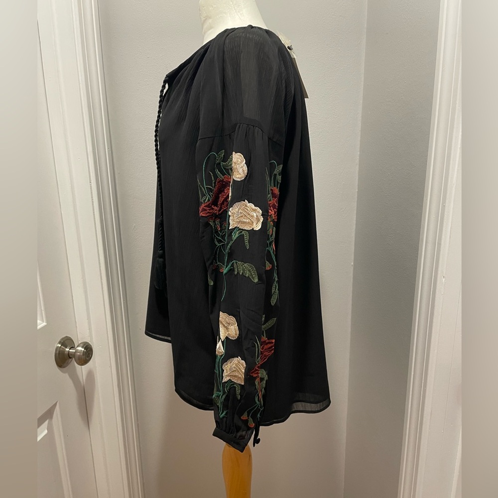 Black Swan’s Mariha Top. NWT size xs